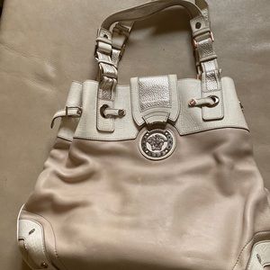 Gorgeous Versace handbag in a soft supple leather, made in Italy.